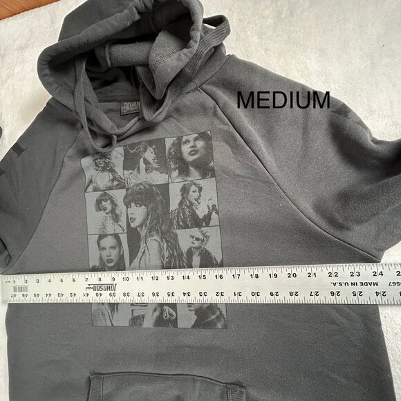 Taylor Swift The Eras Tour Black Hoodie Unisex Medium Pullover Concert Merch New - Picture 7 of 8